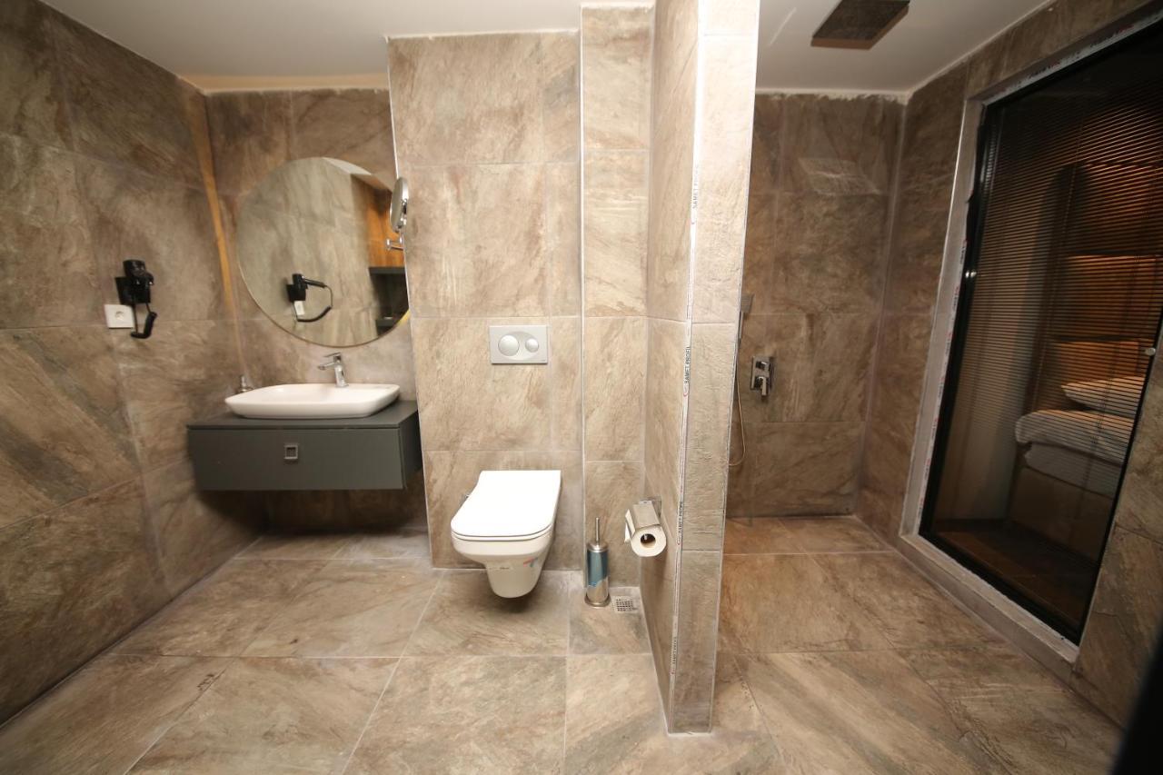 Hotel SAFRAN GERMİA PALaS Bostanbuku Exterior foto